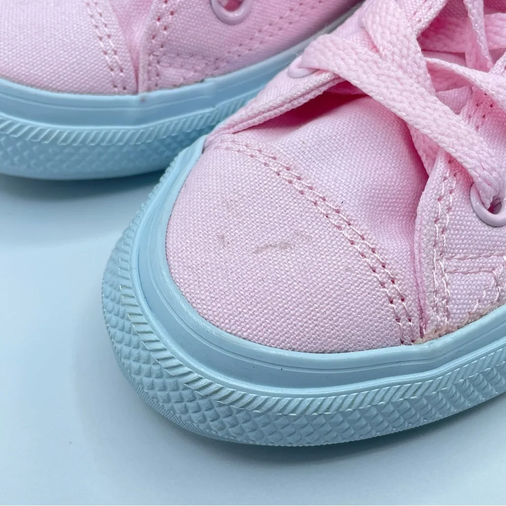 COPY - Low Top Converse